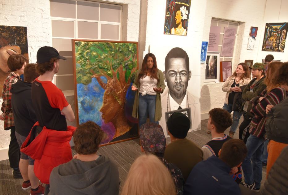 Junior Class visits Reflections of The Black Experience at the Rogers Historial Museum